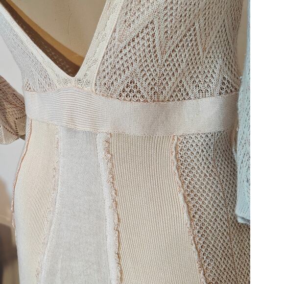 Boho Light Pink Knit Dress Small Deep V Back Tie Bell Sleeve Fit & Flare - Picture 3 of 4